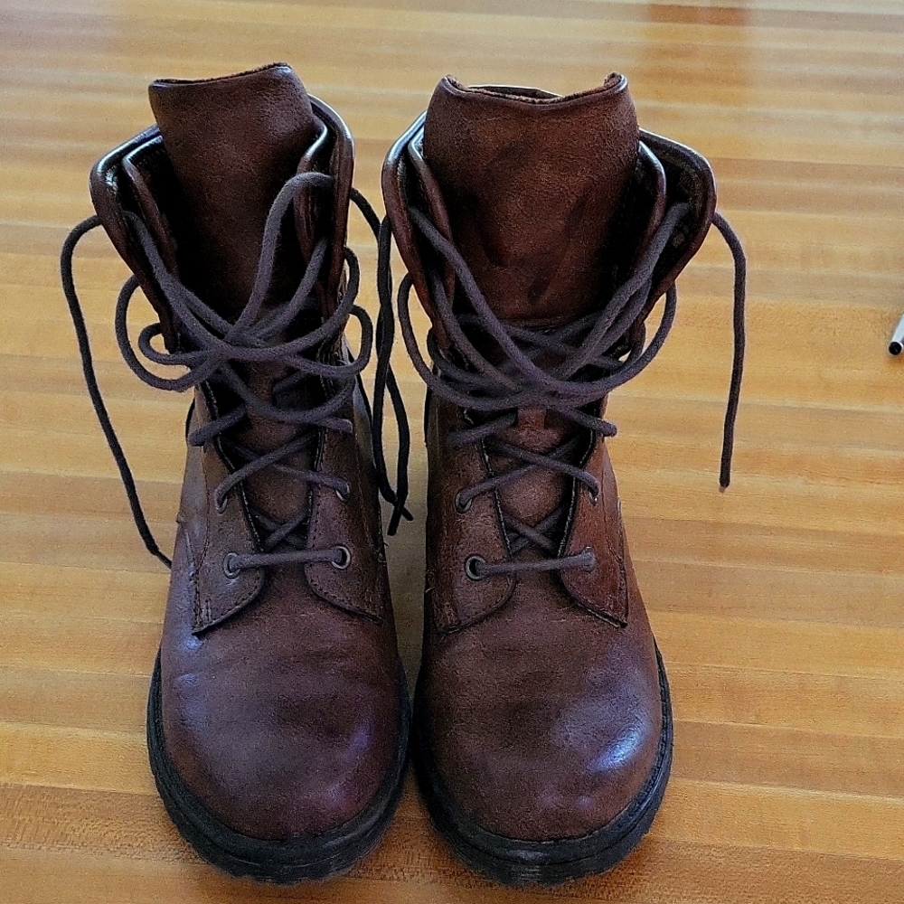 BOC boots